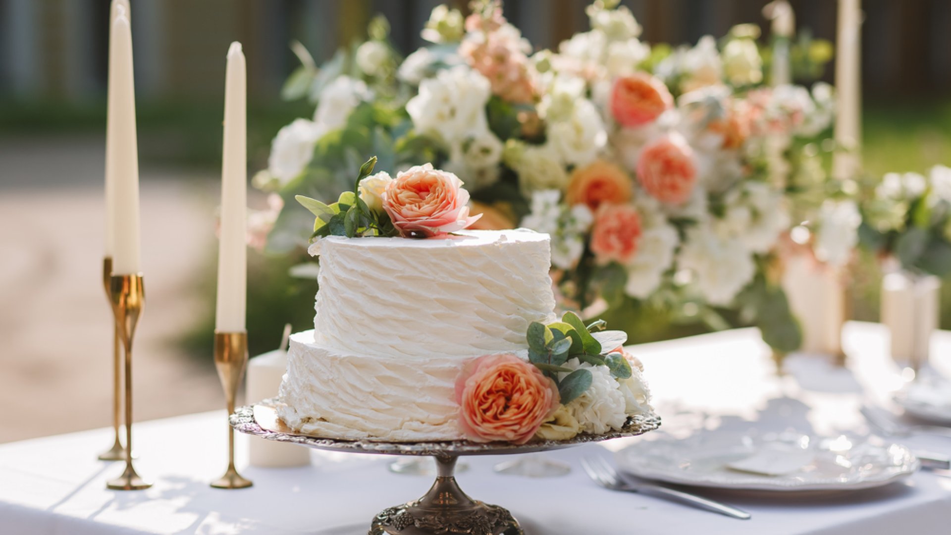 legújabb esküvői torta trend 2023 Esküvői torta trend 2023